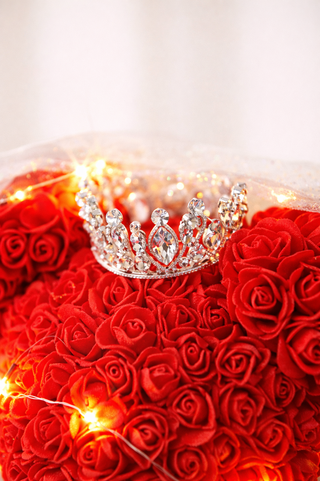 Luxury Rose Bear – Heart & Crown Edition